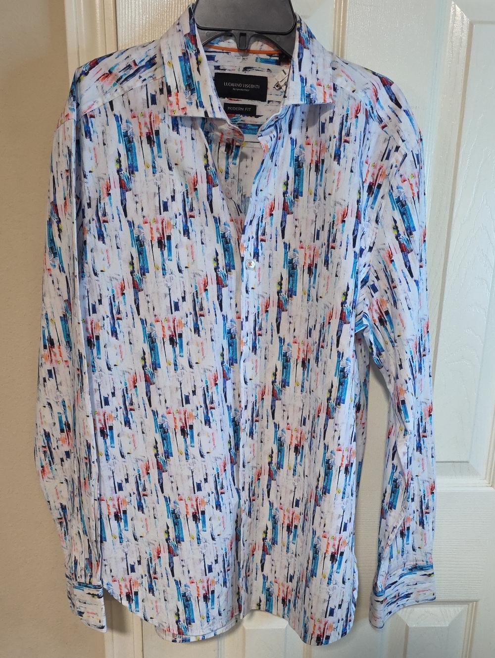 Italian Designs Mens Contemporary, Splash Print Button-Down Long Sleeve Shirt.